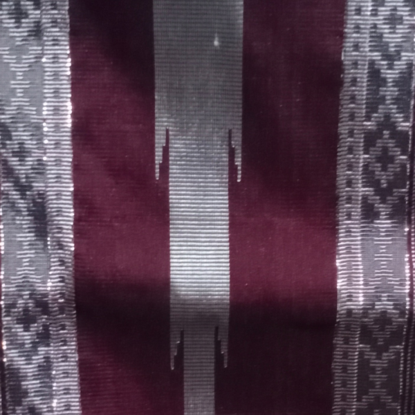 Sarung Tenun Sutra Sengkang | Lipa Sabbe Bugis Motif Samarinda - Gambar 4